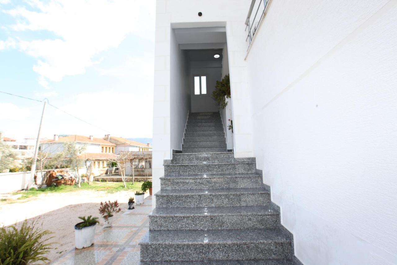Vila Dodaj Ксамил Екстериор снимка